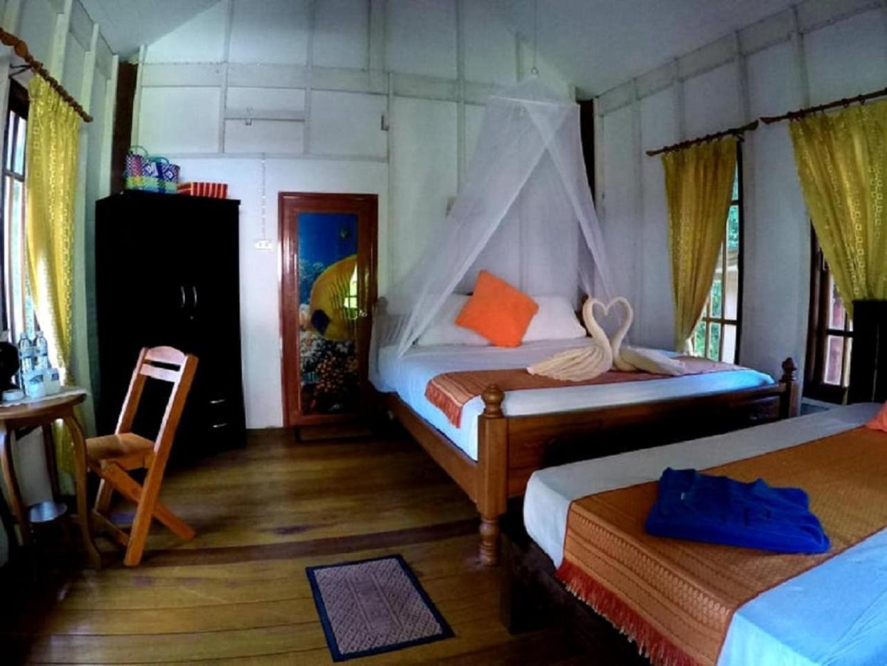 Koh Jum Coral Bay Resort Room photo