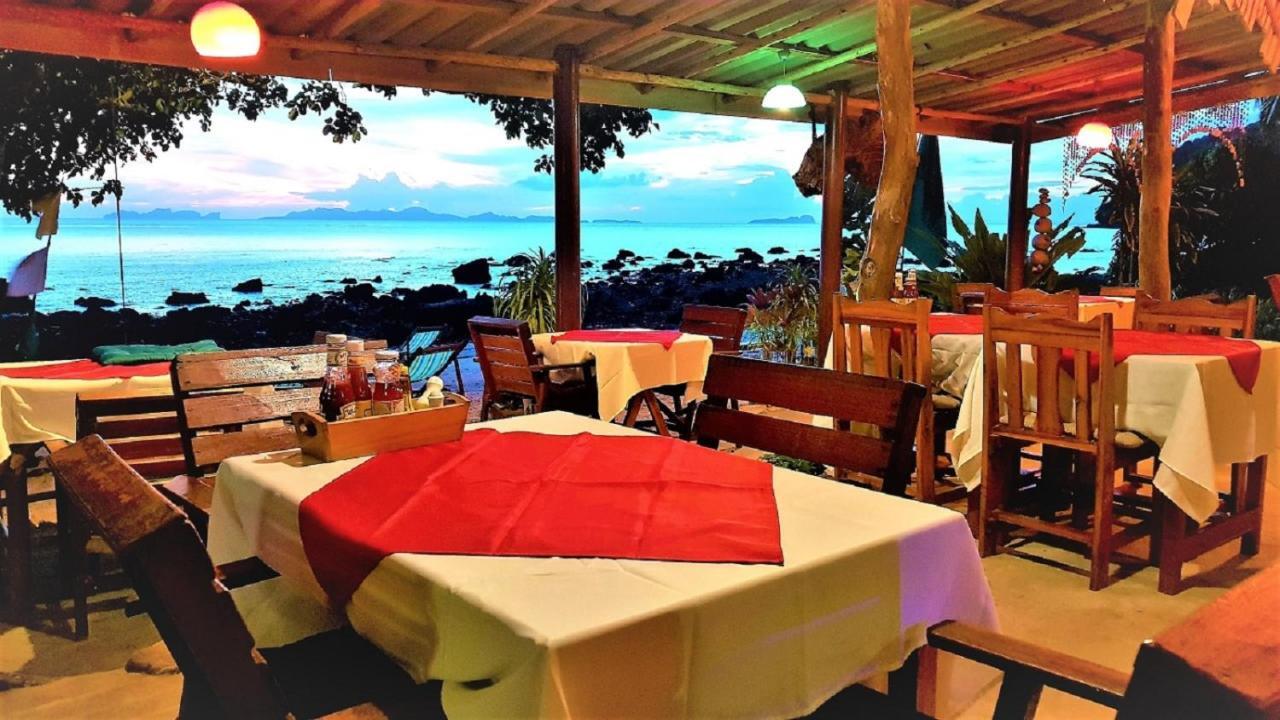 Koh Jum Coral Bay Resort Exterior photo